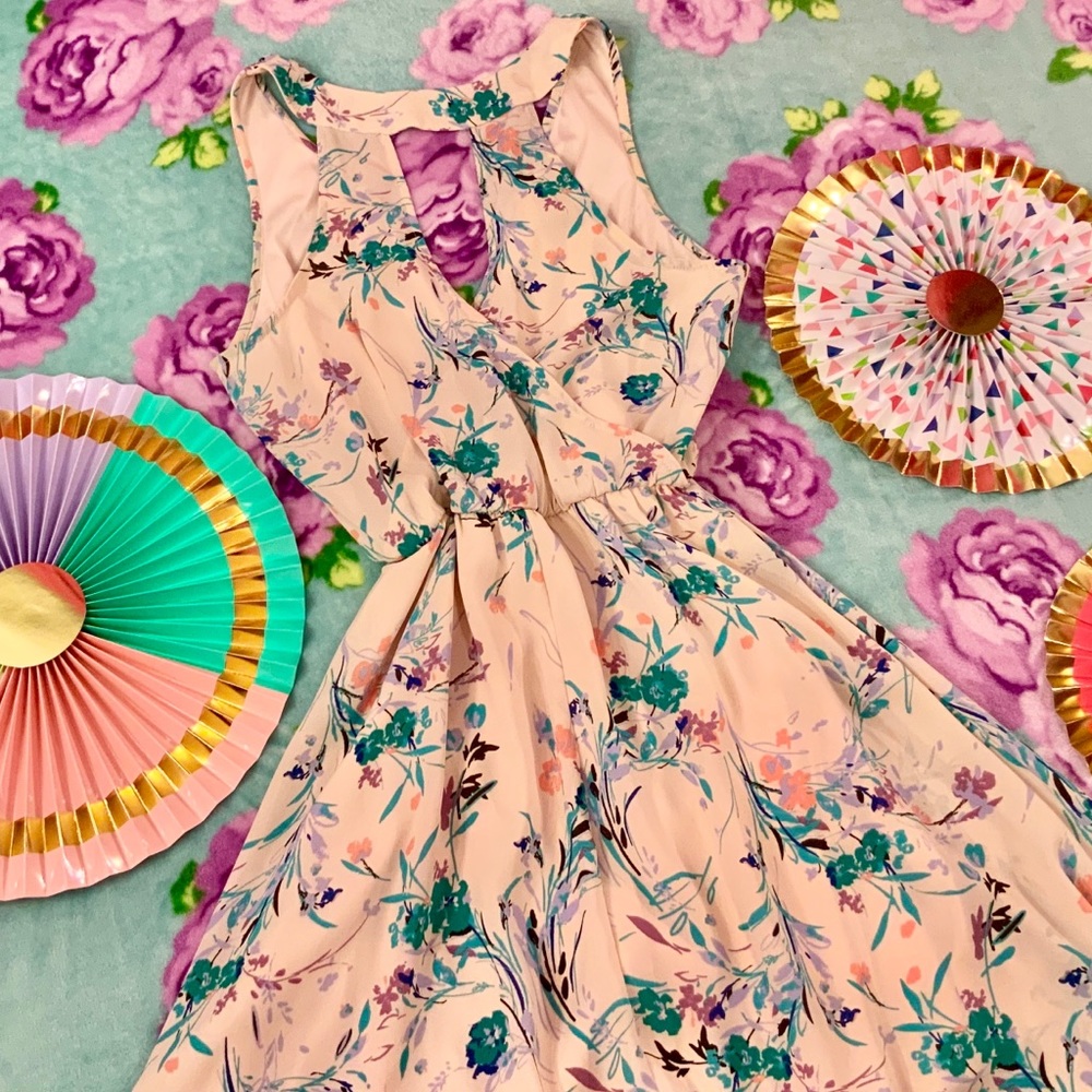 Lush Light Blush Pink Blue Floral Skater Dress XS - Picture 6 of 9